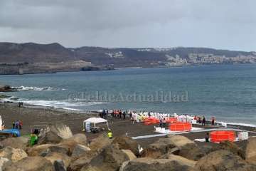 Simulacro de vertido de hidrocarburos en la playa de Jinámar-Telde (Foto TA y Antonio Alí)